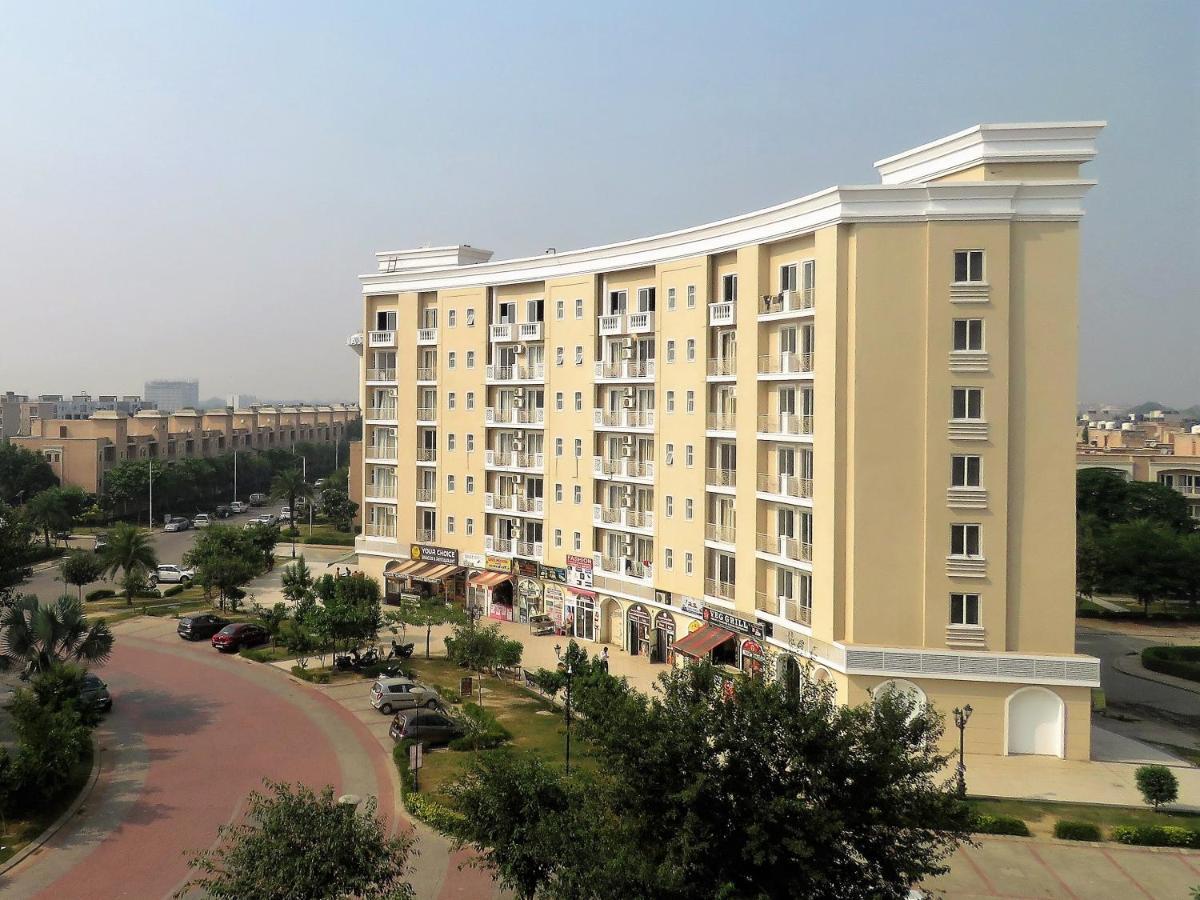 Vrindavan Inn Exterior foto